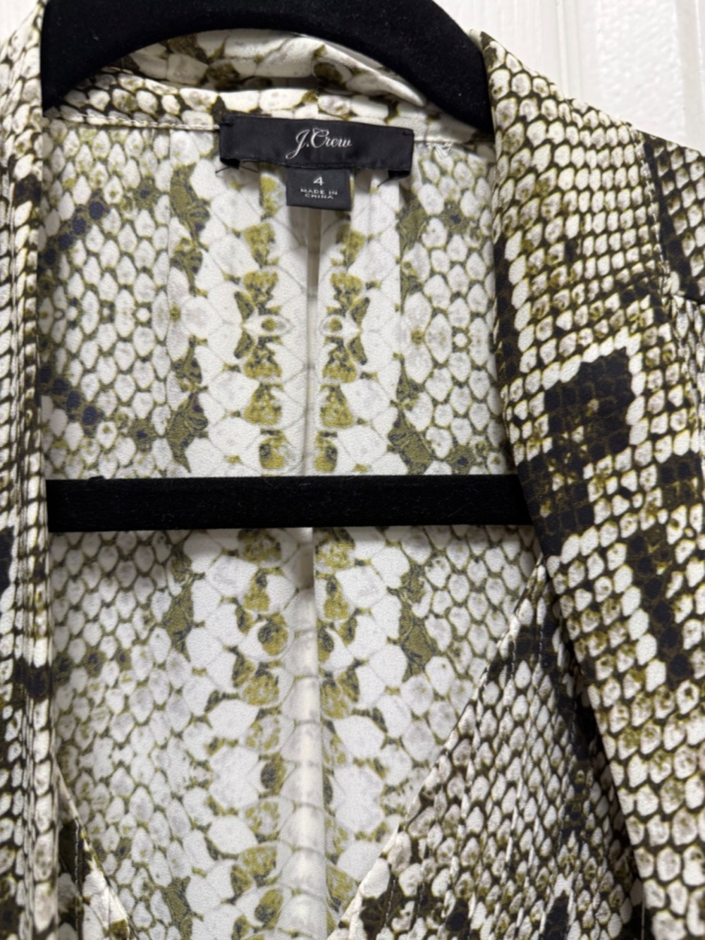 J Crew Long Sleeve Python Print Blouse- Size 4 - Picture 2 of 6